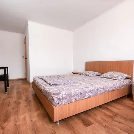 Pensiunea Faleza * Mangalya